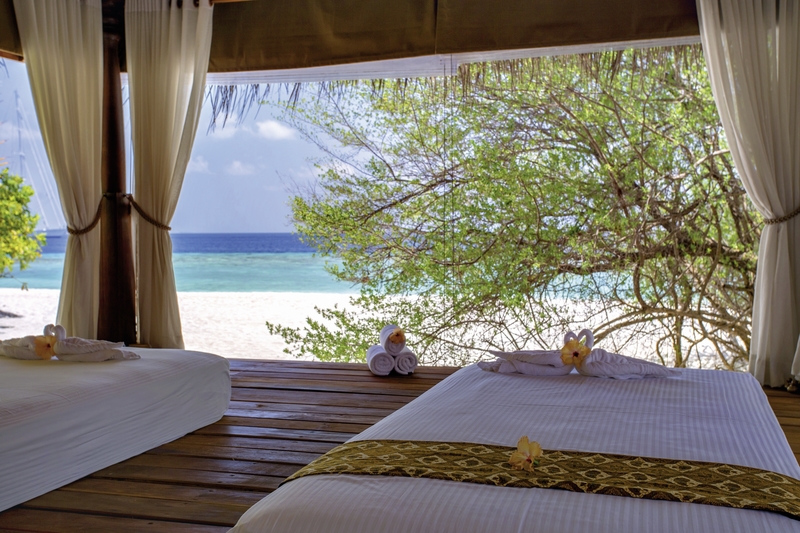 Malahini Kuda Bandos Resort 38