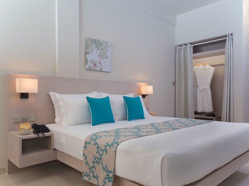 Malahini Kuda Bandos Resort 20 - Room Example