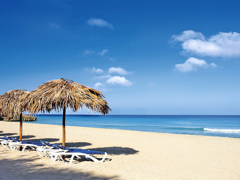 Ocean Vista Azul by H10 8