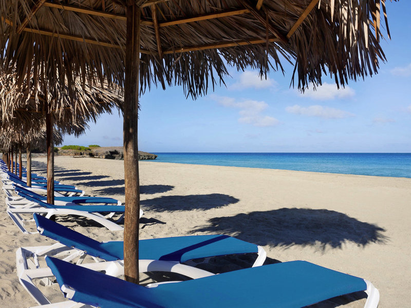 Ocean Vista Azul by H10 9