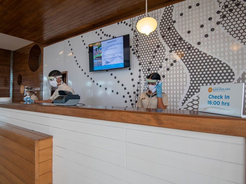 Ocean Vista Azul by H10 23