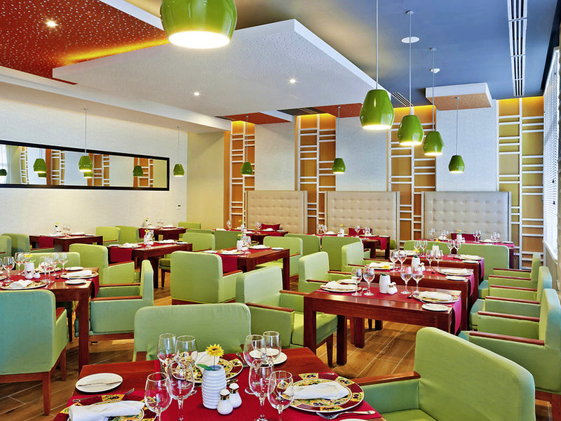 Ocean Vista Azul by H10 25