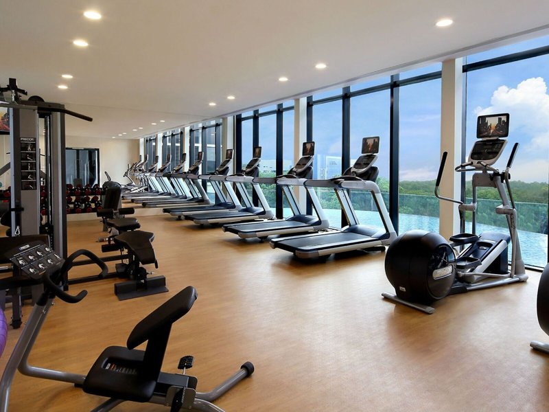 Momentus Hotel Alexandra 12