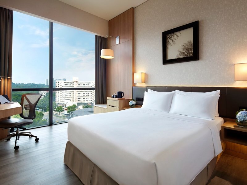 Momentus Hotel Alexandra 13