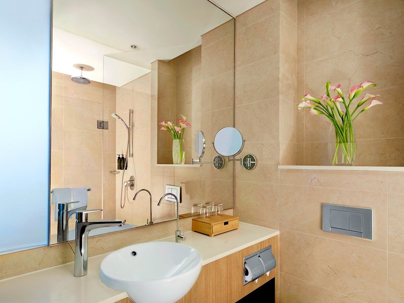 Momentus Hotel Alexandra 25