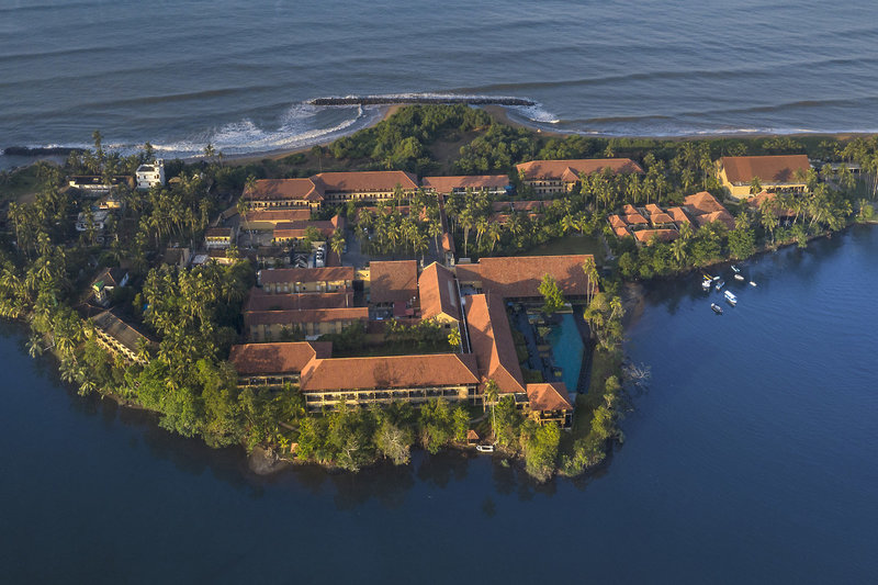 Anantara Kalutara Resort 1