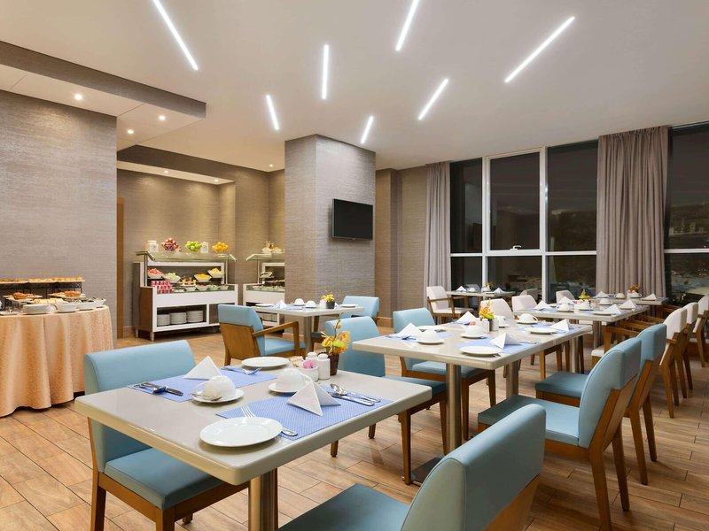 TRYP by Wyndham Abu Dhabi City Centre 14