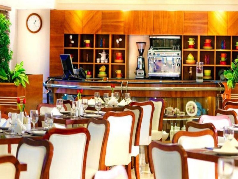 Golden Sands 3 Hotel Apartments 6