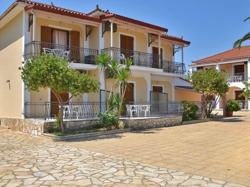 Sunny Garden Hotel 2