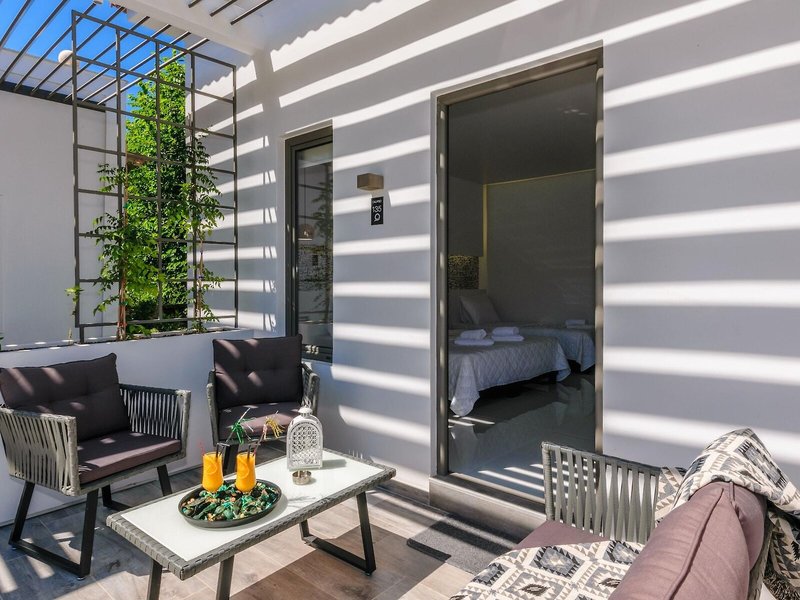 Sunny Garden Hotel 4