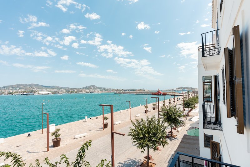Ryans La Marina 20