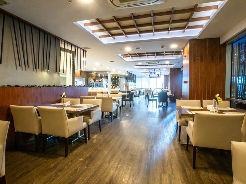 Ramada Encore Istanbul Kartal 17