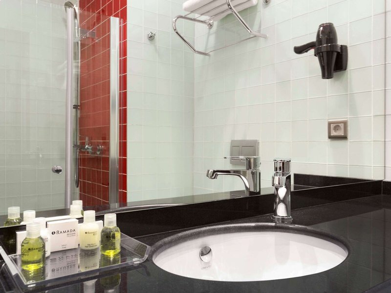 Ramada Encore Istanbul Kartal 32