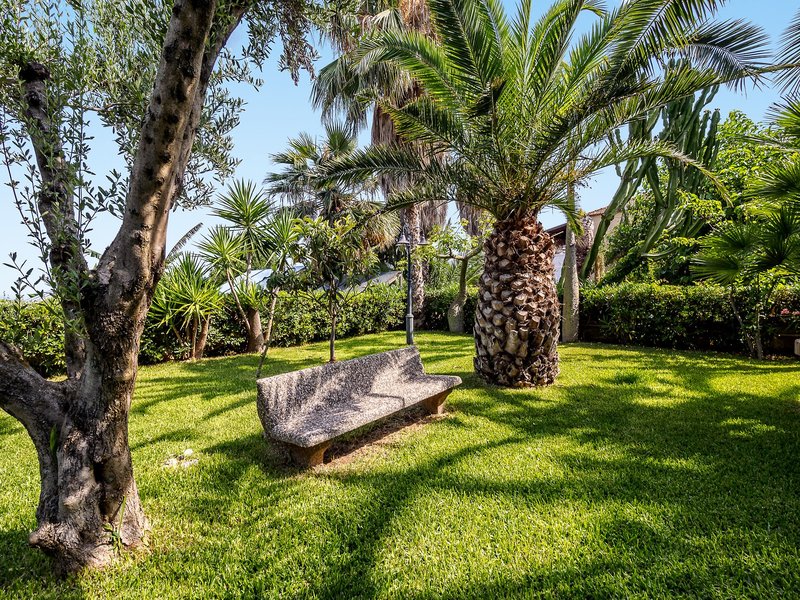 Hotel Villaggio Club Costa Degli Dei 8