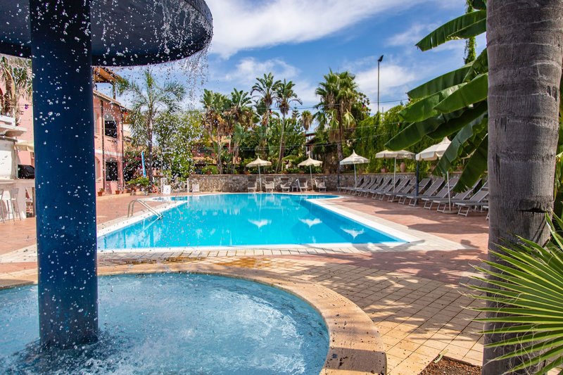 Hotel Villaggio Club Costa Degli Dei 13