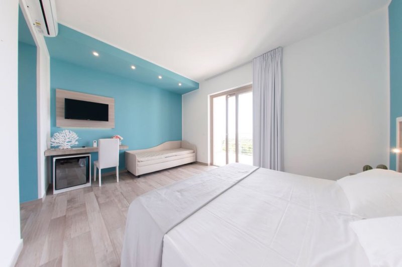 Hotel Villaggio Club Costa Degli Dei 18