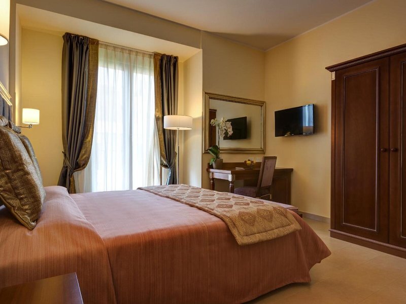 Parco delle Fontane 50