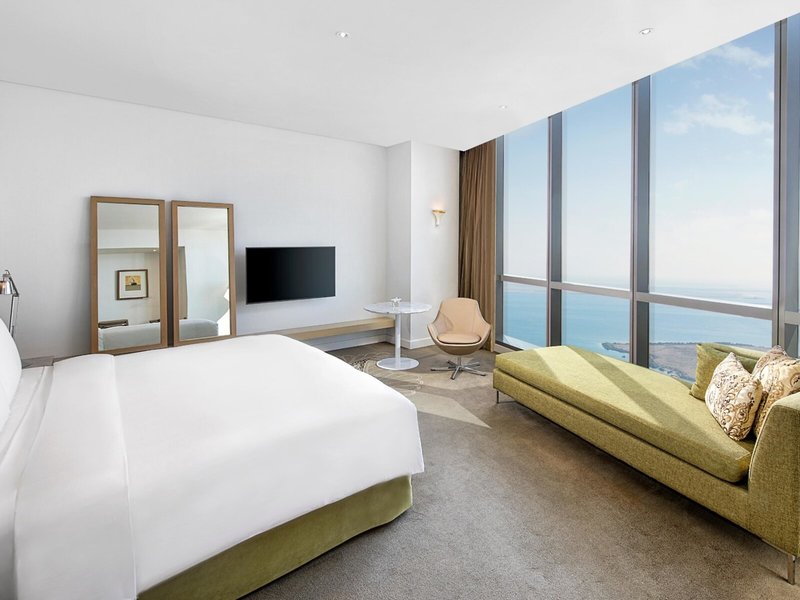 Jumeirah at Etihad Towers Hotel & Residences 42
