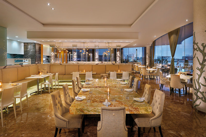 Jumeirah at Etihad Towers Hotel & Residences 14