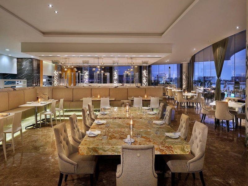 Jumeirah at Etihad Towers Hotel & Residences 14