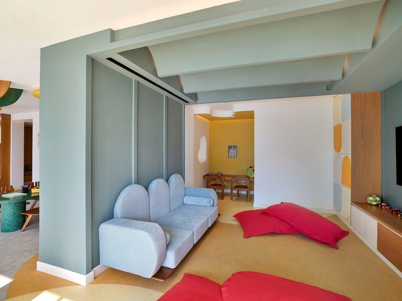 Jumeirah at Etihad Towers Hotel & Residences 38