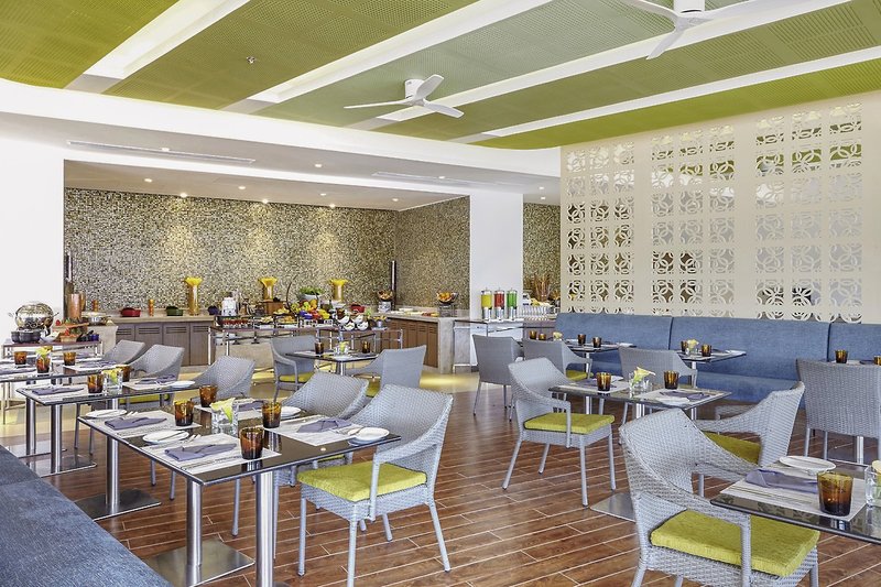 Radisson Hotel Kandy 5