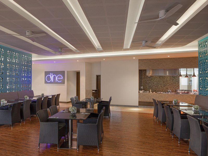 Radisson Hotel Kandy 6