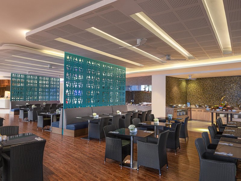 Radisson Hotel Kandy 7