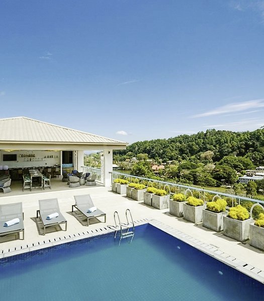Radisson Hotel Kandy 4