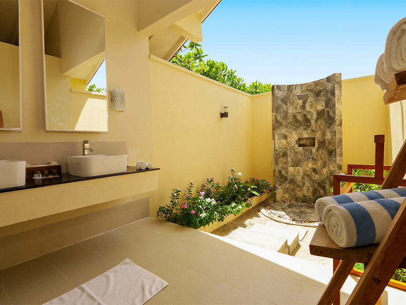 Hondaafushi Island Resort 13