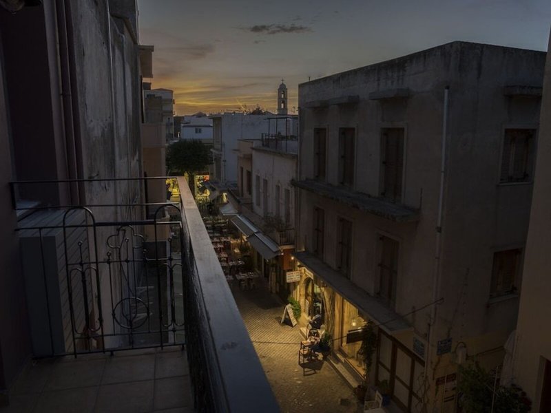 Elia Daliani Suites 2