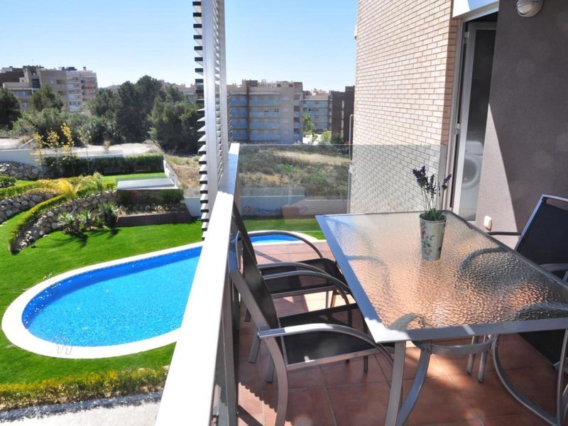 Rentalmar Families Paradise Village 8