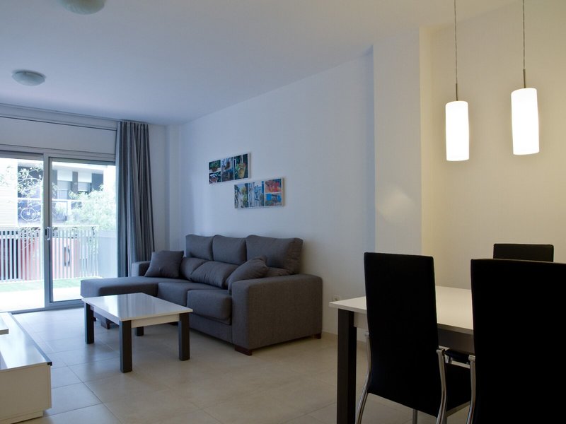 Rentalmar Families Paradise Village 9