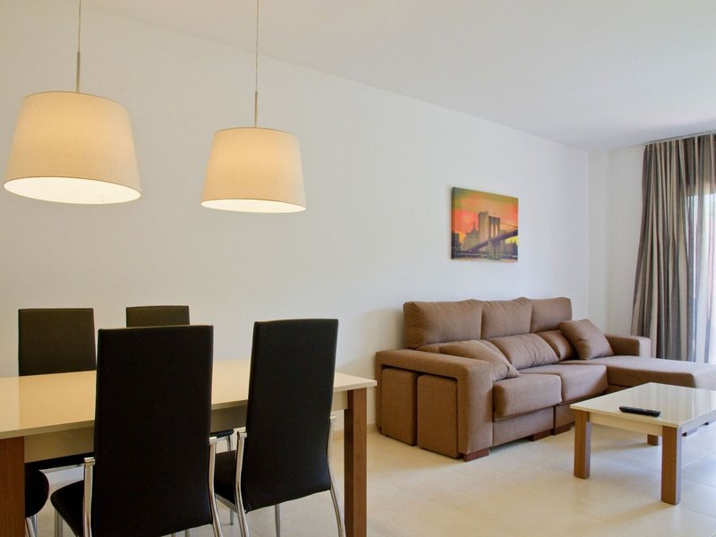 Rentalmar Families Paradise Village 15