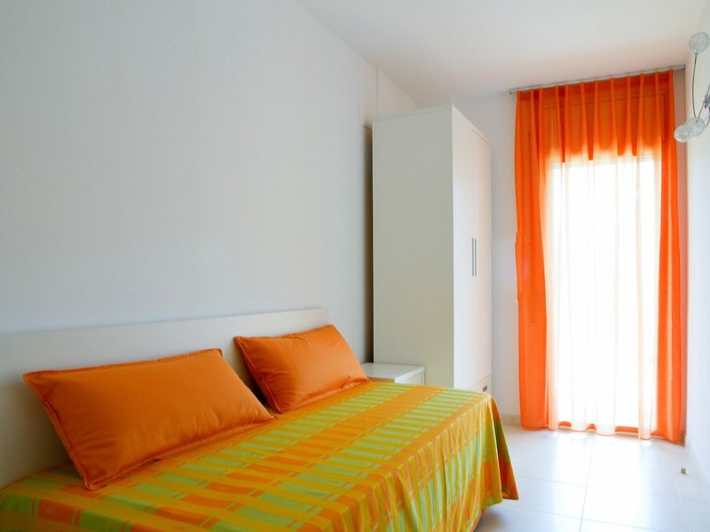 Rentalmar Families Paradise Village 21