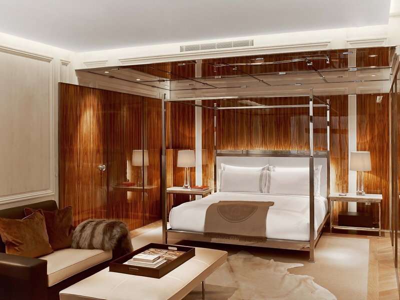 Baccarat Hotel & Residences New York 23