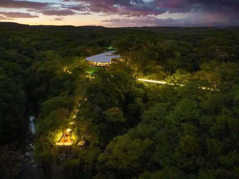 Rio Perdido Hotel & Thermal River 4