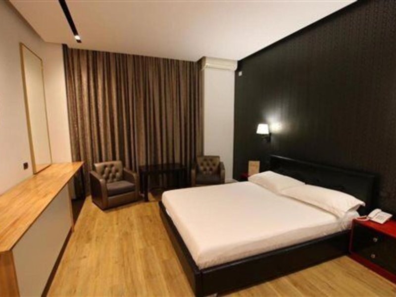Hotel Aurelis 4