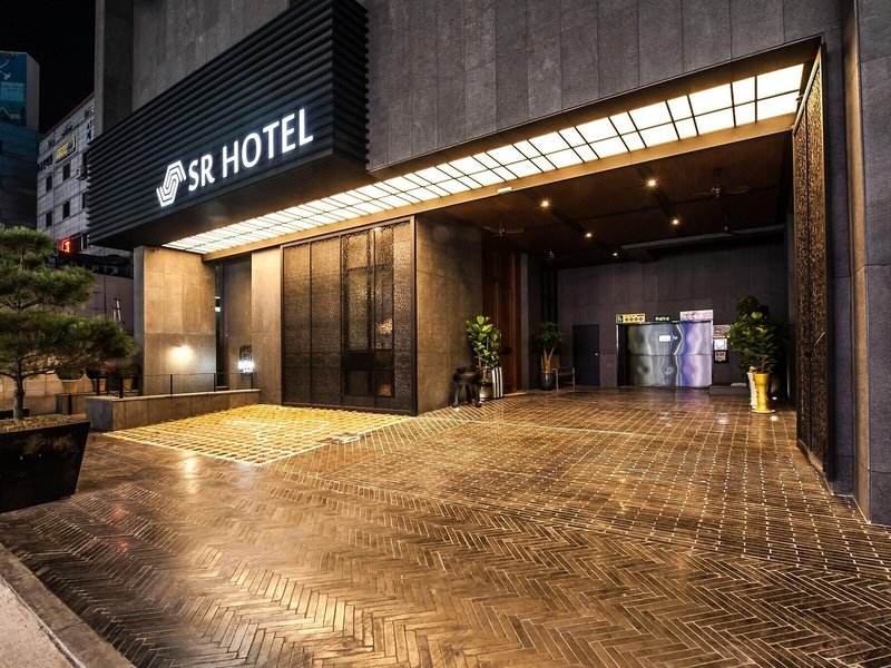 SR Hotel Sadang 4