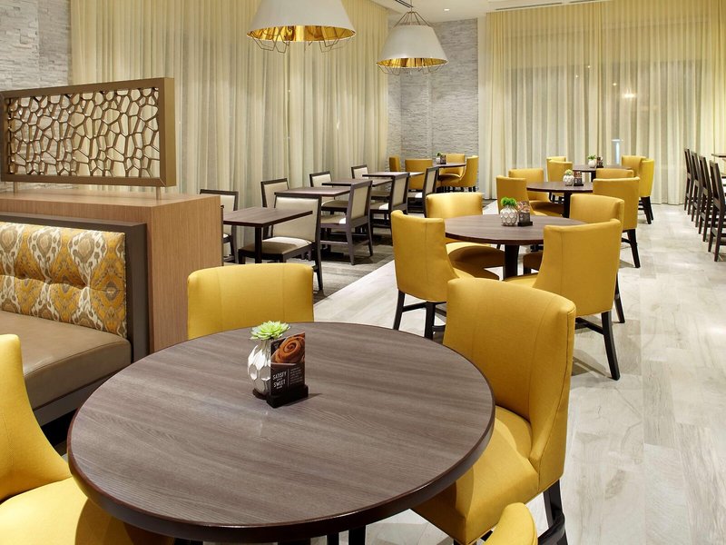 Hyatt Place Miami Airport-East 12