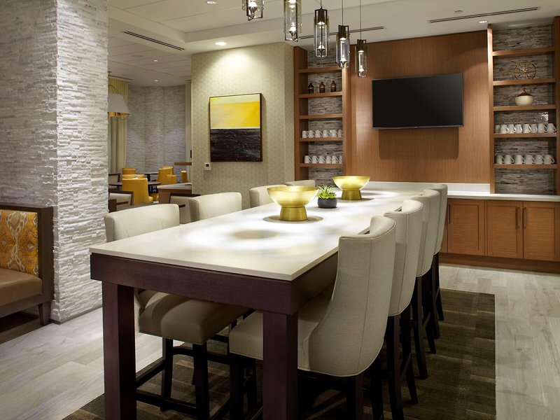 Hyatt Place Miami Airport-East 15