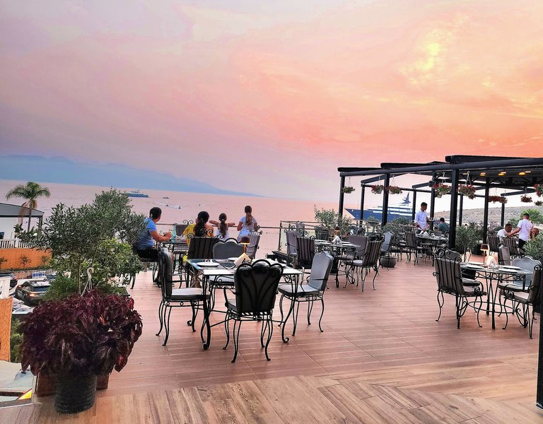 Apollon Hotel 8