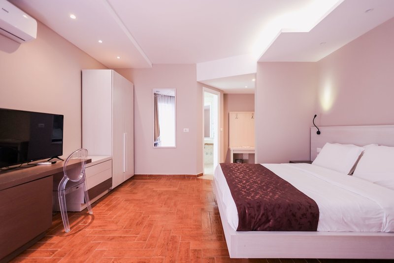 Apollon Hotel 23