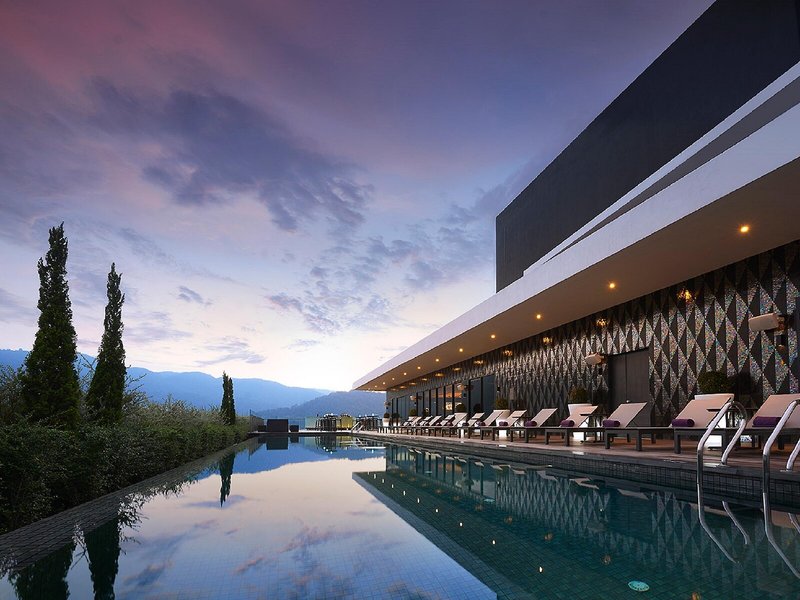 G Hotel Kelawai 8