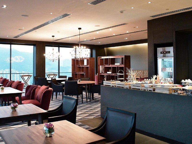 G Hotel Kelawai 16