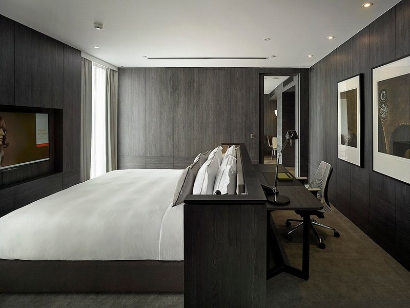 G Hotel Kelawai 23