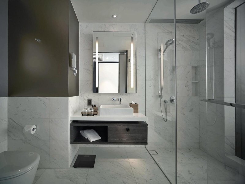 G Hotel Kelawai 34