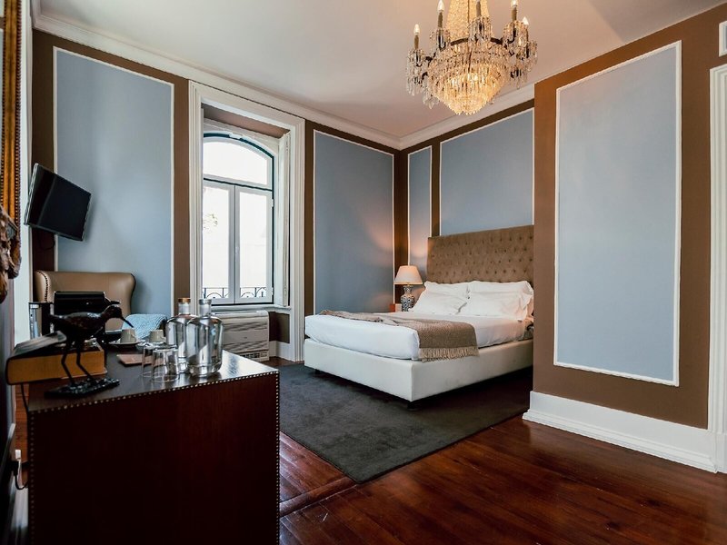 Torel Palace 27