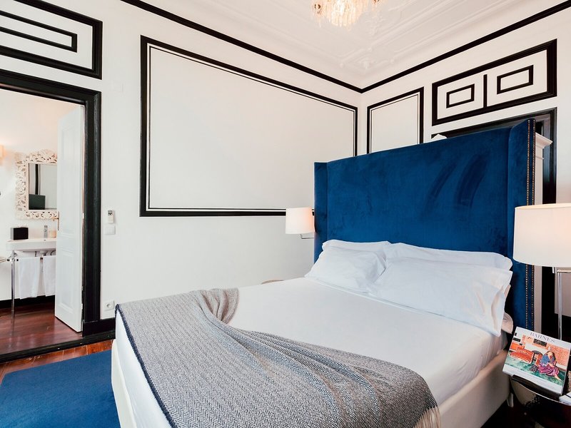 Torel Palace 40