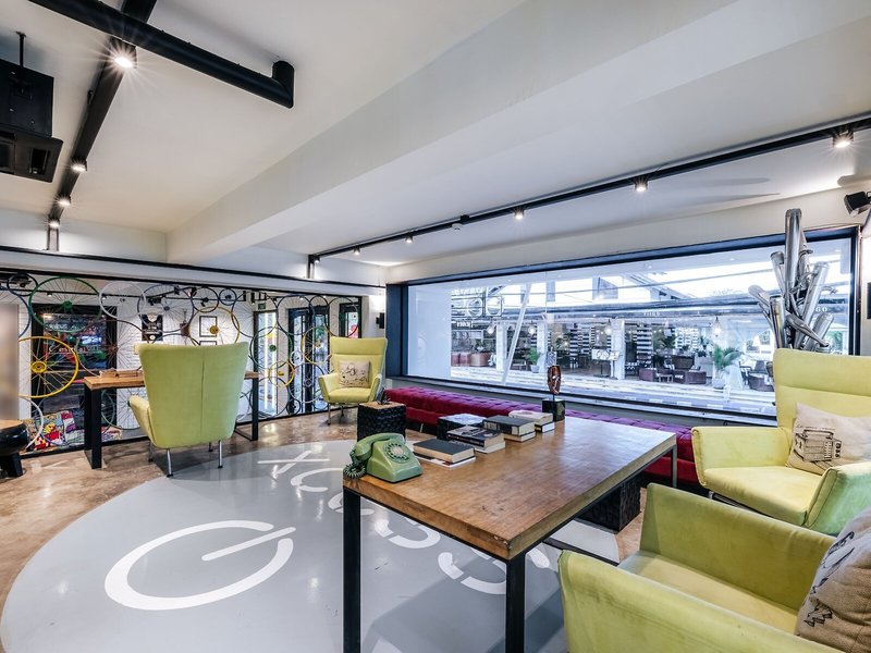 Dash Hotel Seminyak 18